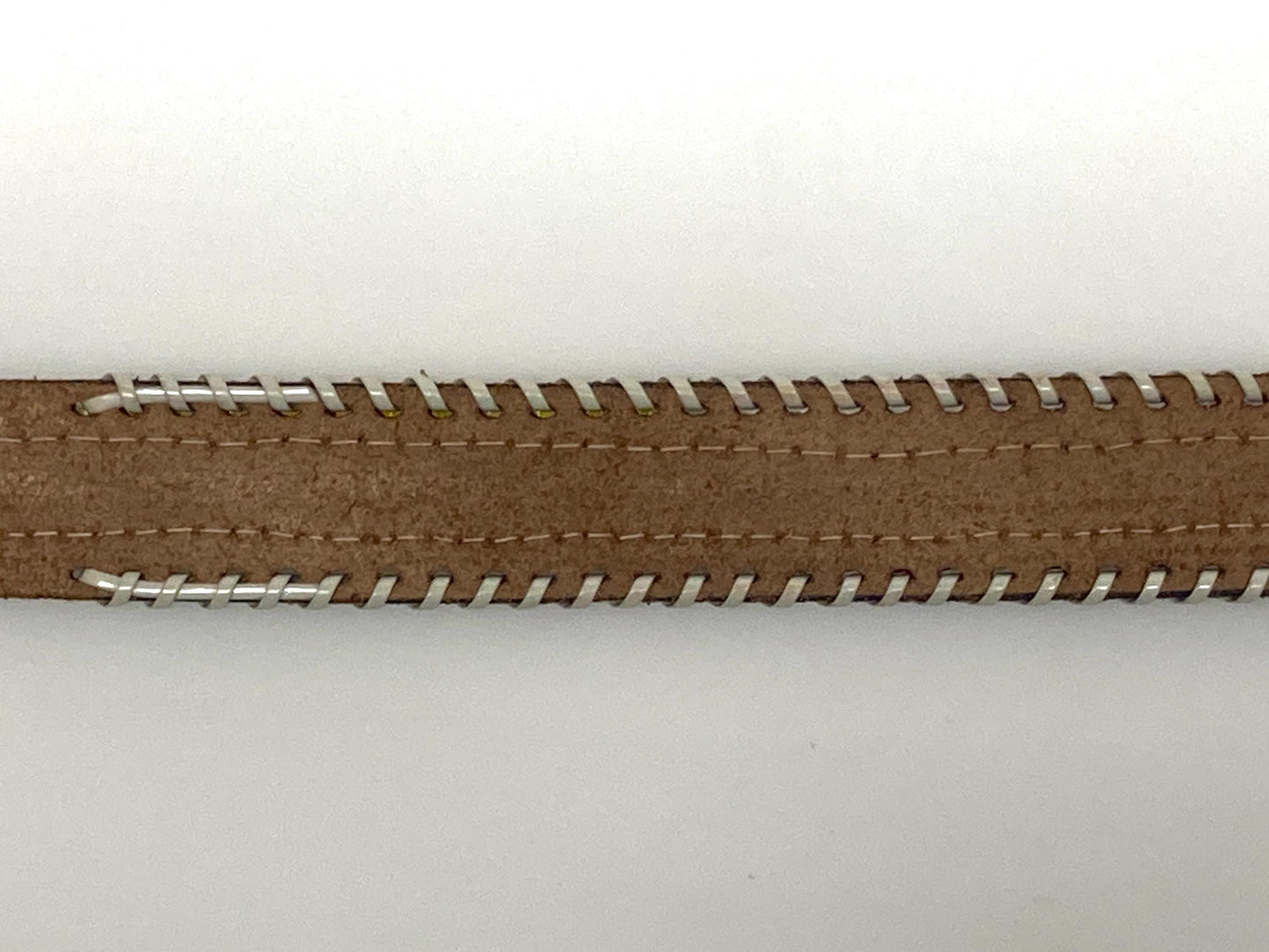 80s vintage thick Leather Native American Indian style belt. Full beaded applique, looped tape edge, embossed pattern and textured buckle