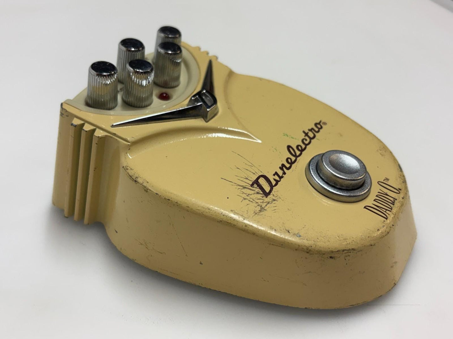 Danelectro Daddy O Electric Guitar Pedal. Vintage 1996 overdrive distortion. Overwhelming monstrous sound with numerous effect combinations