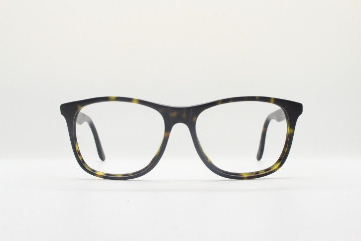 Diesel wayfarer design eye glasses. Dark tortoise matt and gloss finish acetate optical frames. Prescription Vintage RX Spectacles
