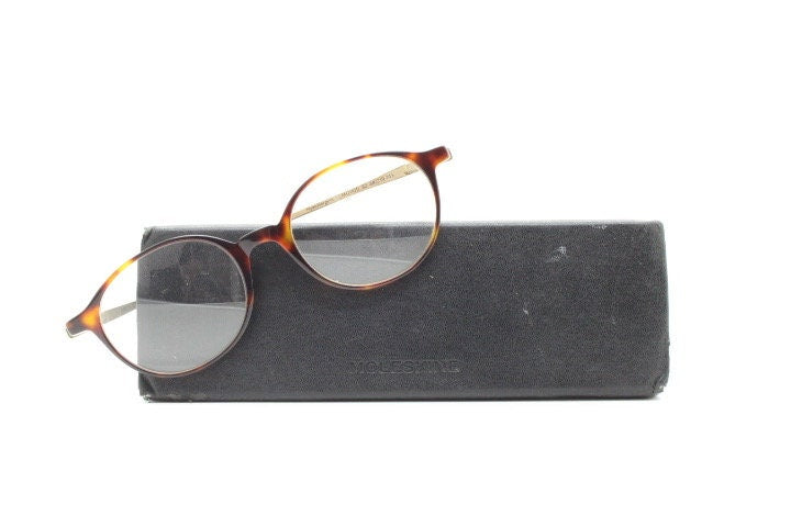 Moleskine round eye glasses in tortoise acetate with slim golden arms. Reading optical frames. Prescription eyeglasses. RX spectacles