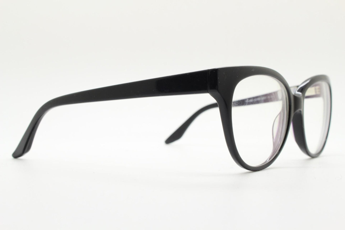 Modified cat eye glasses by Karian. Plain black gloss optical frames in high quality acetate. Prescription eyeglasses. RX cateye spectacles