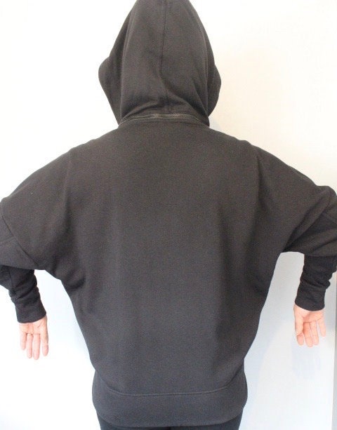Stella Mc Cartney for Adidas Stellasport vintage zipper hoody. Black batwing track top with pink double zip detachable hood and tail section