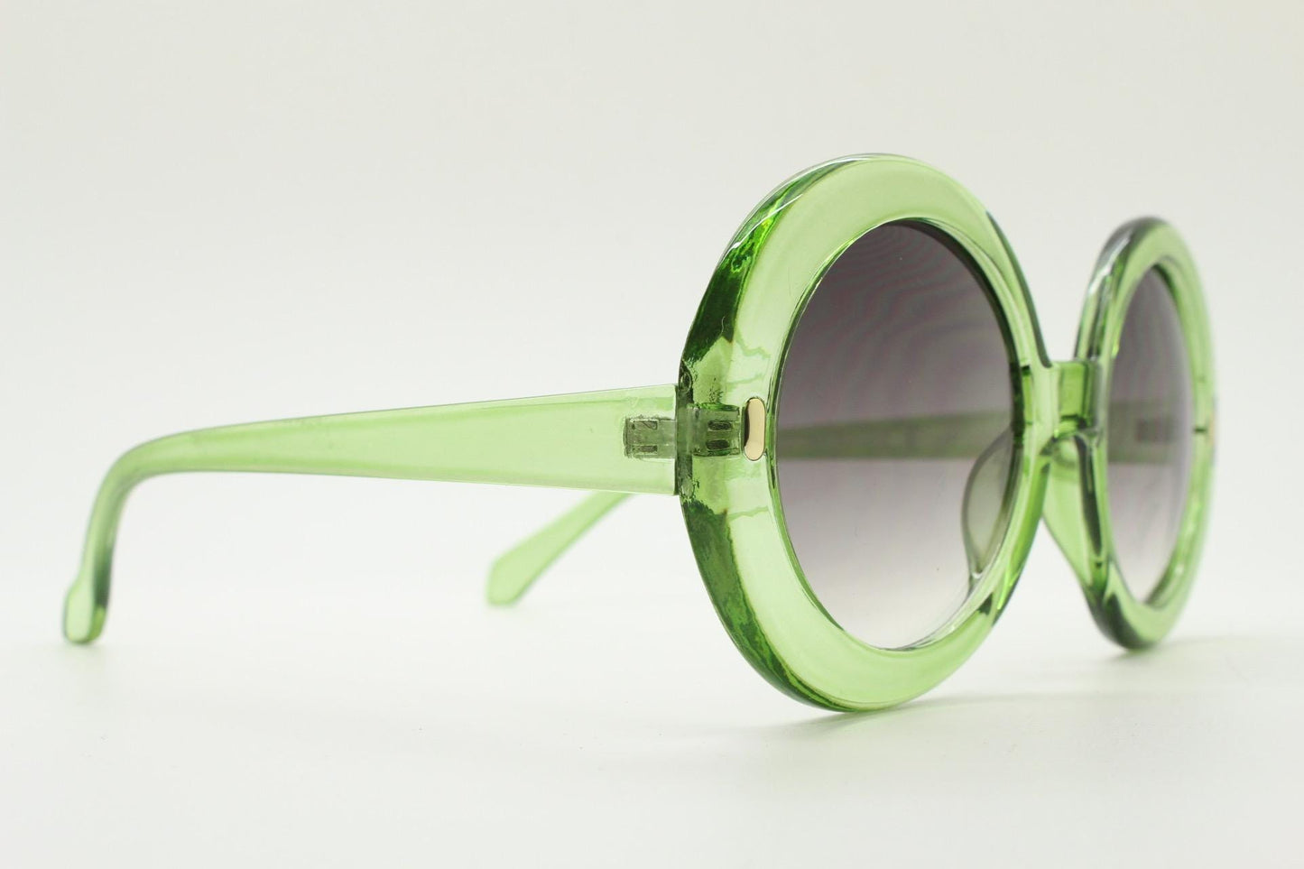 Y2k vintage oversized round green sunglasses. Women's big 60s mod design transparent frame with smoky black gradient lenses. Unused BNWT
