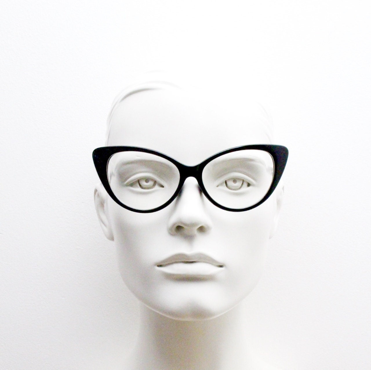 Pointed cat eye glasses. Vintage black clear lens optical frames. Y2K womens prescription eyeglasses. 50s rockabilly spectacles