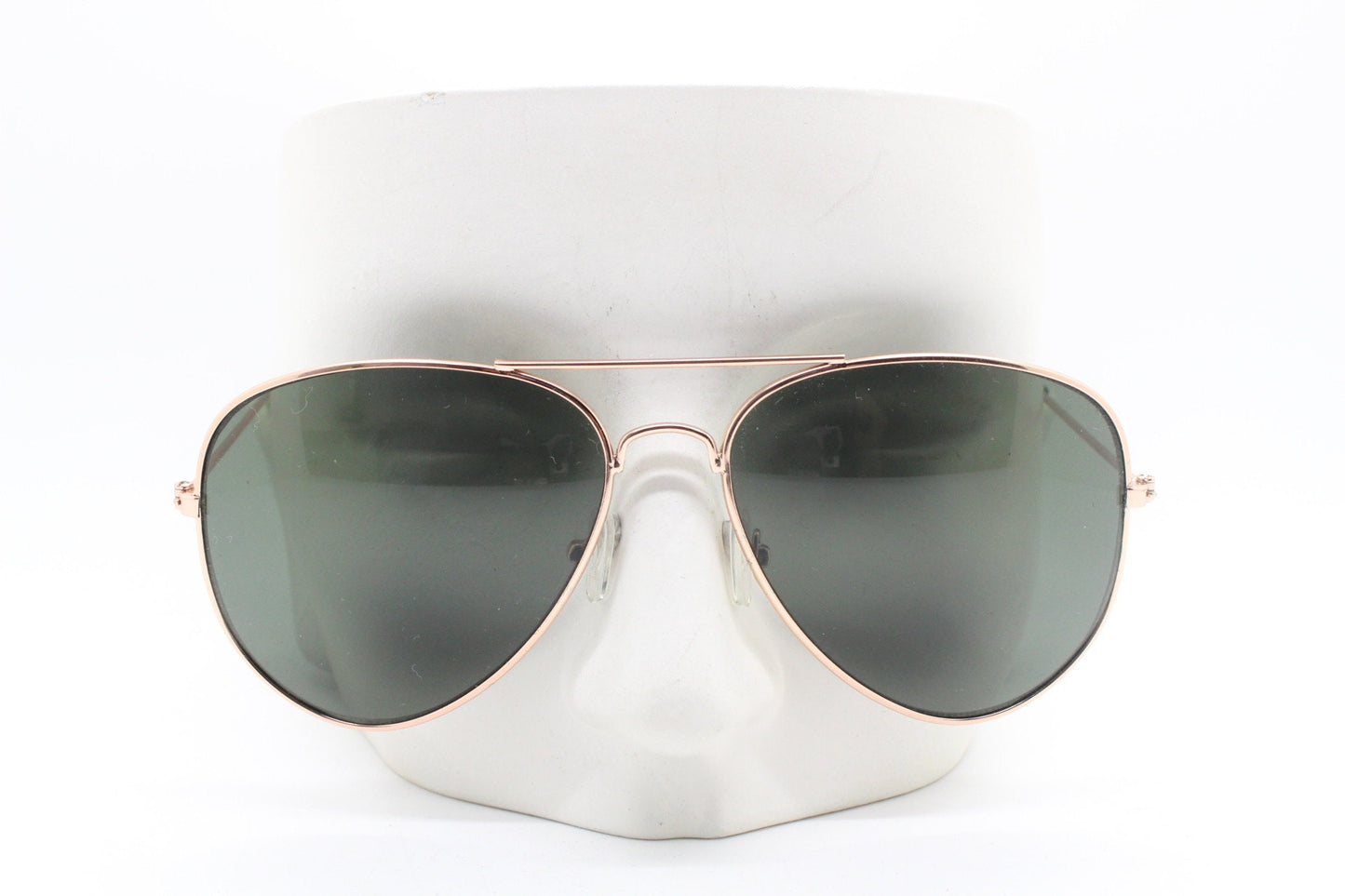 90s vintage aviator sunglasses. Optimal shape classic pilot aviators in rose gold frame with green lenses. Teardrop, NOS