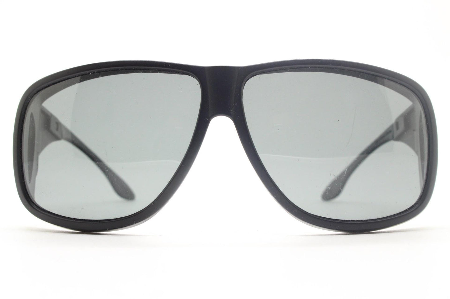 80s vintage massive oversized shield goggle sunglasses with side windows. Big black matt wrap around frame with grey lenses
