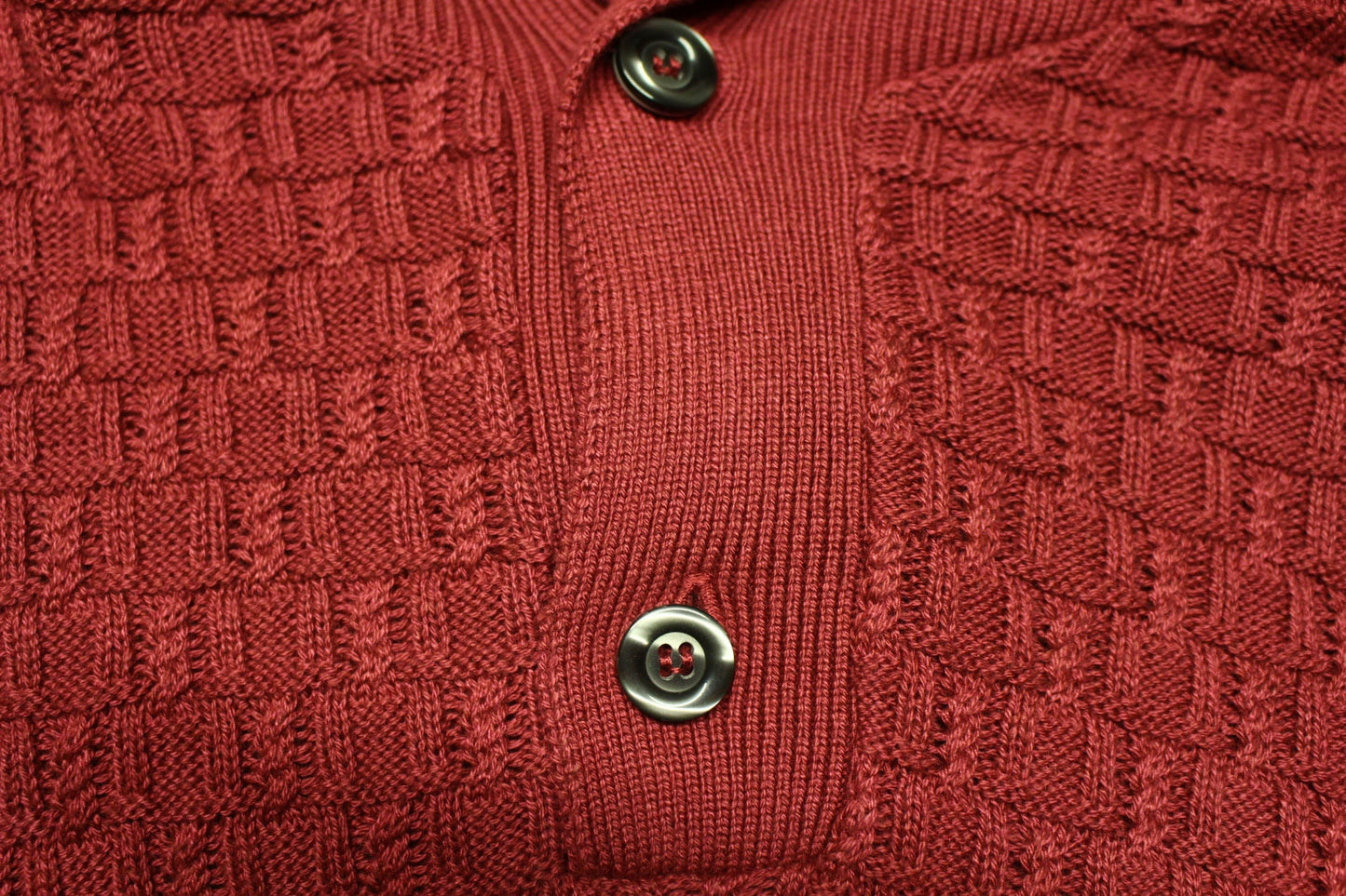 Gabicci vintage waffle knit pullover jumper with small buttoned shawl collar. Mens red sweater. Size XL. NOS clearance item -rrp 80 GBP
