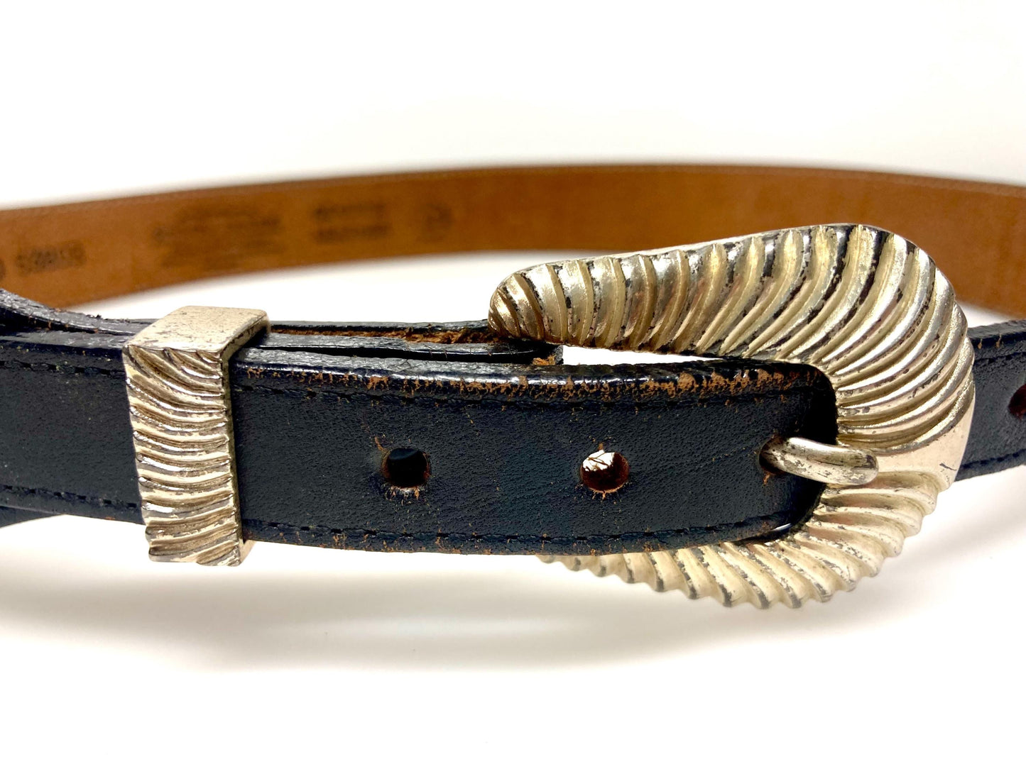 Leegin 80s vintage Silver Creek Collection Native American belt. Leather cutout overlay on tapestry backing. Changeable buckle. USA made NOS