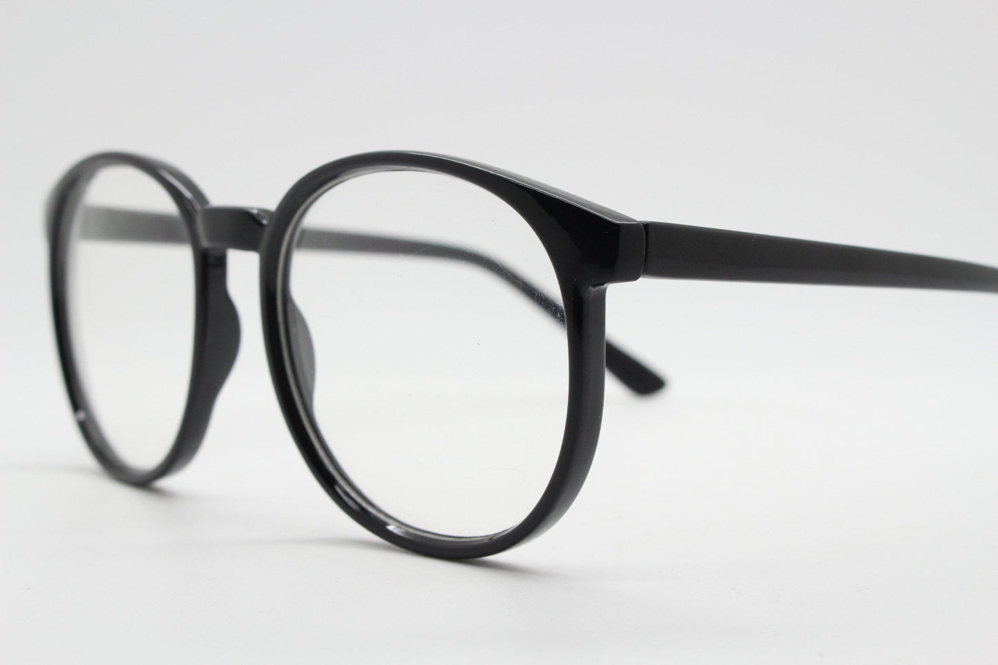 80s vintage black round glasses. Slightly oversized optical frames. Prescription eyeglasses with clear lens. RX spectacles
