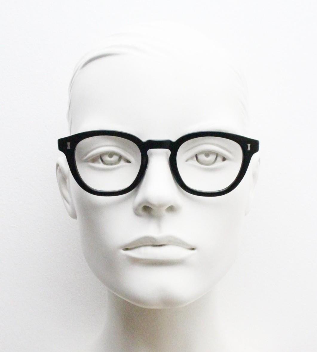 Cubitts vintage round 40s design Moreland eye glasses. Plain black gloss acetate optical frame with keyhole bridge. Prescription RX