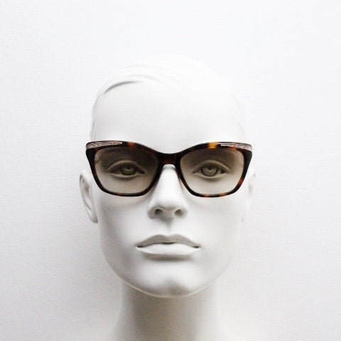 Borsalino cat eye sunglasses made in Italy model 250. Womens Tortoise acetate frame with dramatic diamante golden arms. Rhinestone cateye