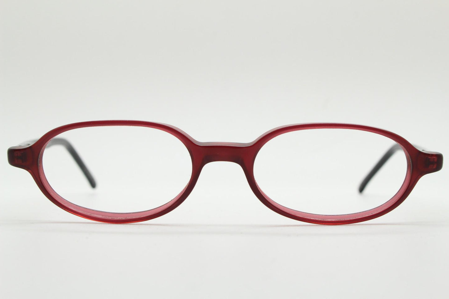 Diesel small oval eye glasses. Transparent brown front with black gloss arms. Acetate optical frames. Prescription 90s Vintage RX Spectacles