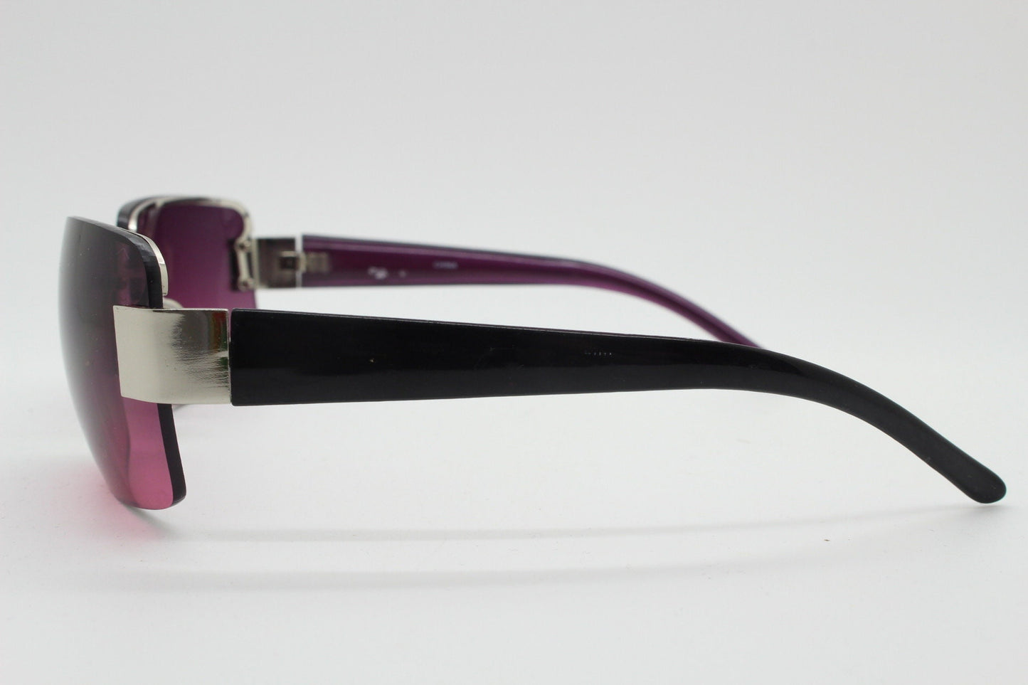 Y2K vintage big rectangle visor sunglasses. Half frame 2000's chrome trim wrap around with lethal purple curved lenses. 00's