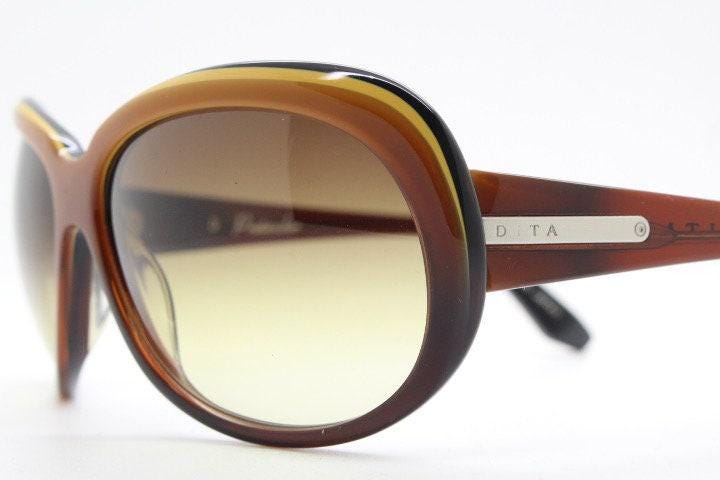 Dita oversized 70s design sunglasses model Pretender made in Japan. Gorgeous brown and black layered acetate. Womens NOS. 60s
