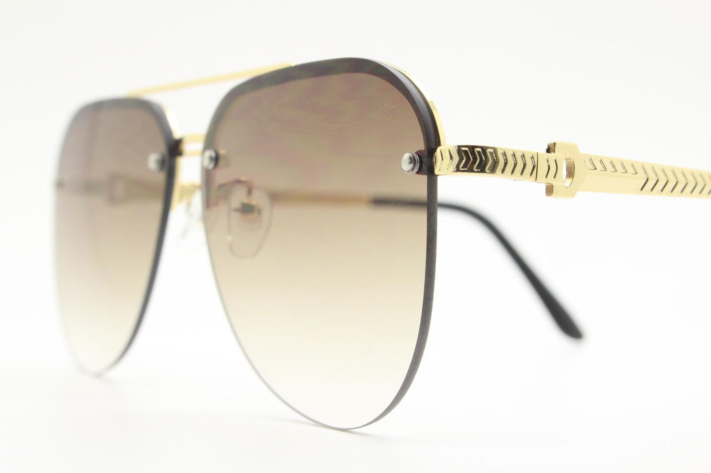 Y2K vintage half frame aviator sunglasses. Slightly large teardrop shape with greywell judged lens tone graduation. Unused 2000s NOS