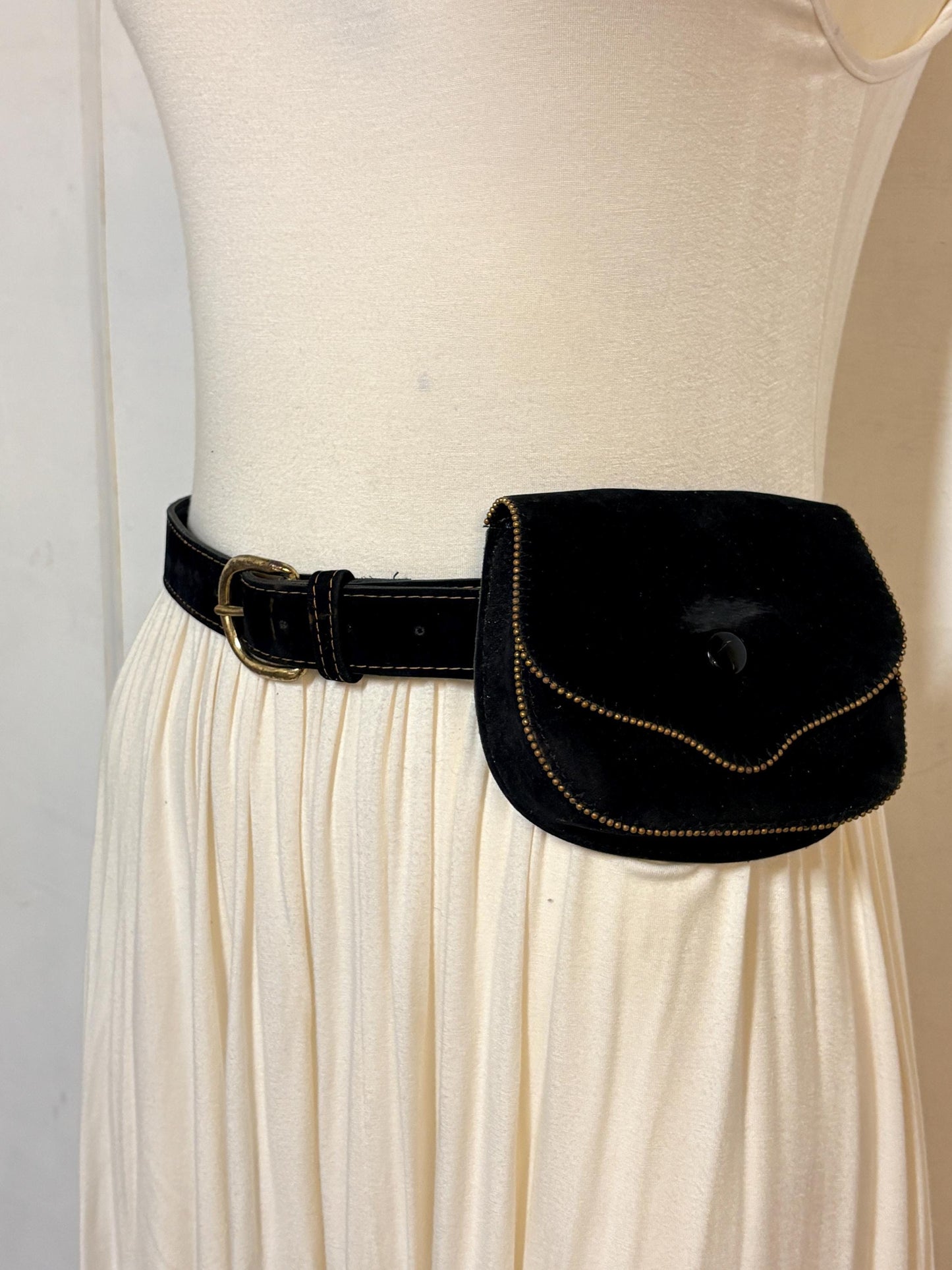 80s vintage womens black velvet dress or jeans / trousers with handy detachable fanny pack pouch with brass trim. Bum bag