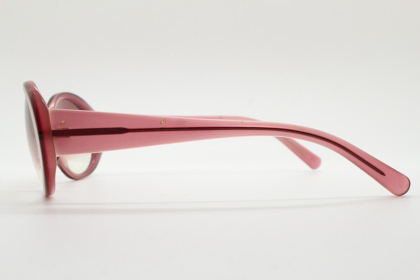 Rebecca Taylor Y2K chunky oval sunglasses made in Japan. Womens transparent pink frame with sensational graduating lenses. Designer vintage