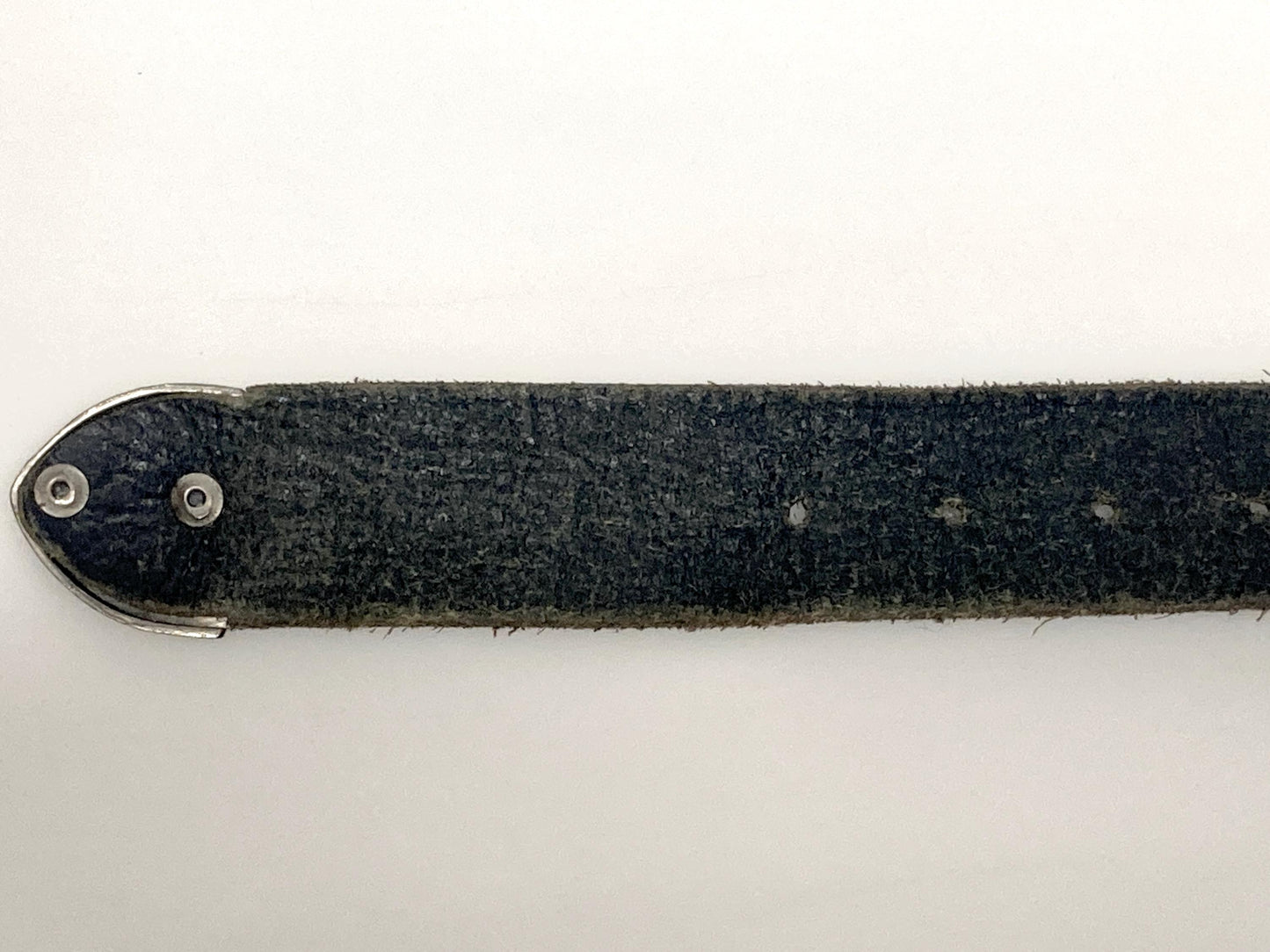 Levi's 80s vintage thick grey genuine leather belt for jeans with detailed buckle and numerous traditional cute logo's stamped all along