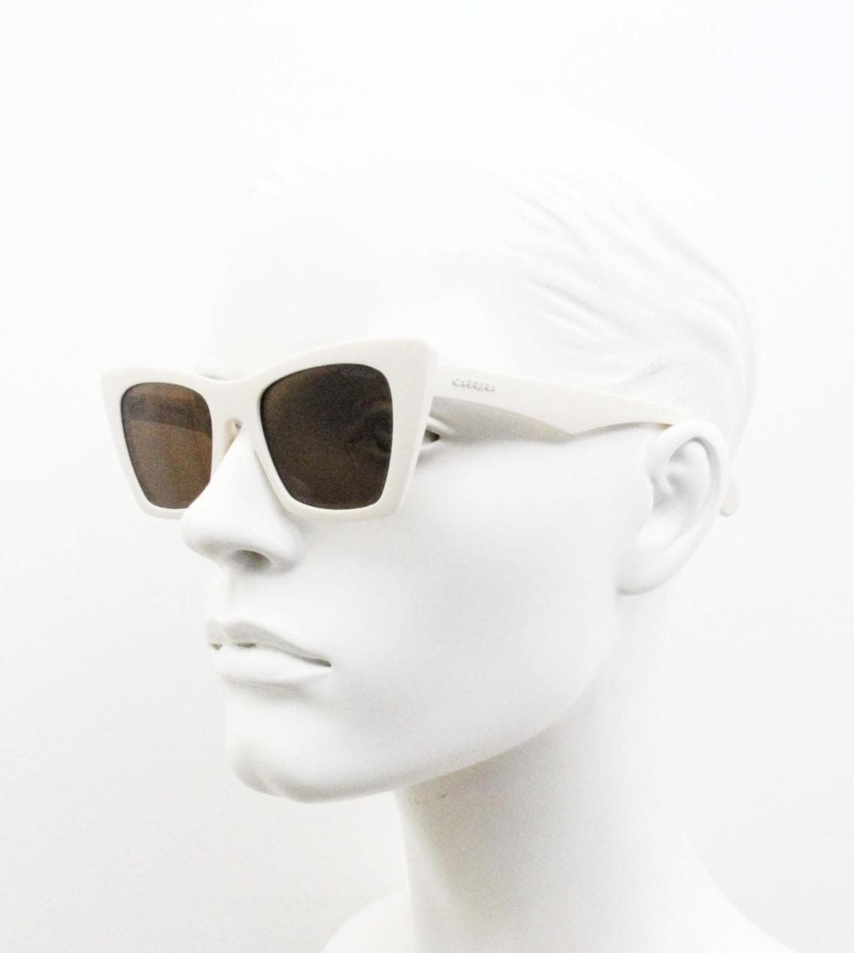 Carrera Vintage pointed cat eye sunglasses. Tasteful retro 50s repro in neat proportions with white matt frame and  brown lenses. NOS cateye