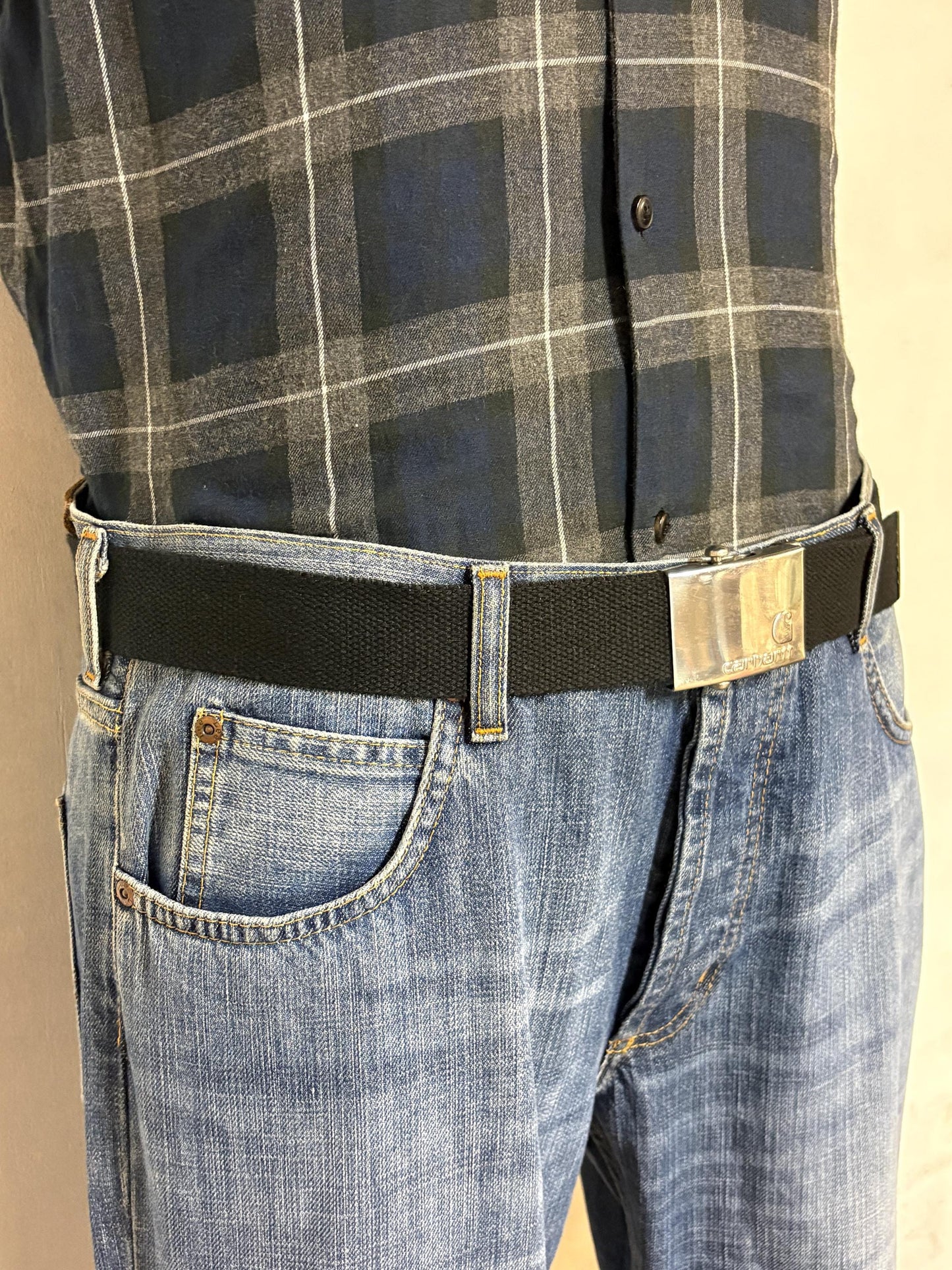 Carharrt vintage canvas army style belt buckle with 2 belts . One black plus one khaki green. no holes format. Slide lock . Fully adjustable