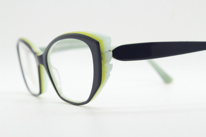 Jean Lafont Paris cat eye glasses made in France 3134. Jagged angular acetate cateye optical frames. Womens prescription eyeglasses. RX