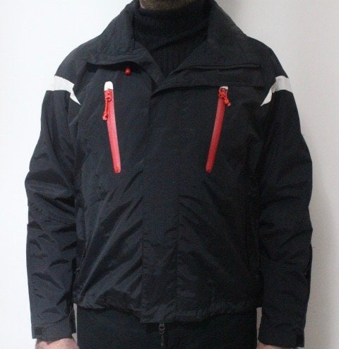 North Face zipper 4 pocket hoody Stavros jacket. Waist length black Hyvent Summit Series with mesh lining. Size S. Clearance item. RRP 350