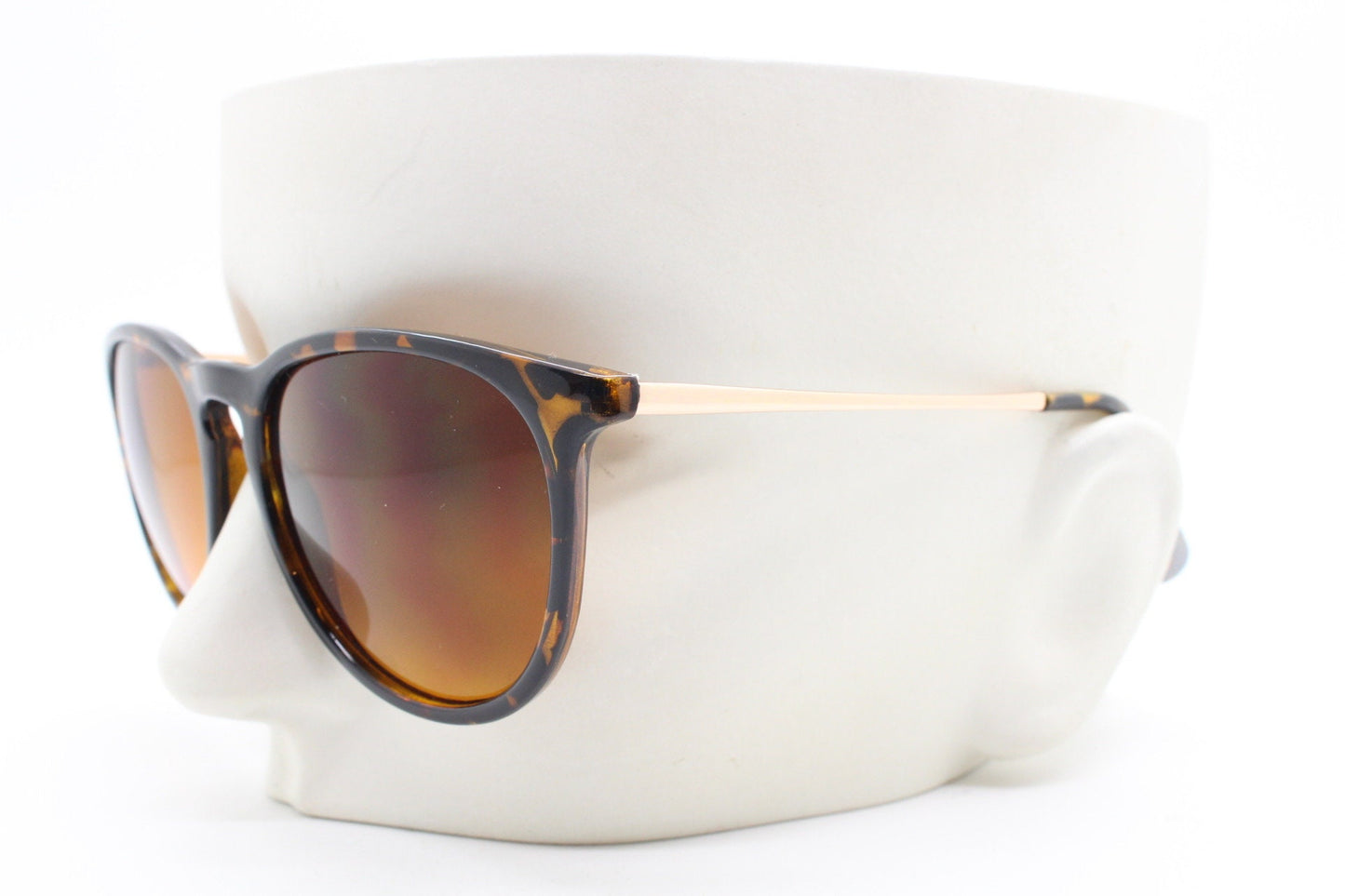 90s vintage sunglasses. Tortoise gloss frame with warm amber lenses. BNWT. NOS