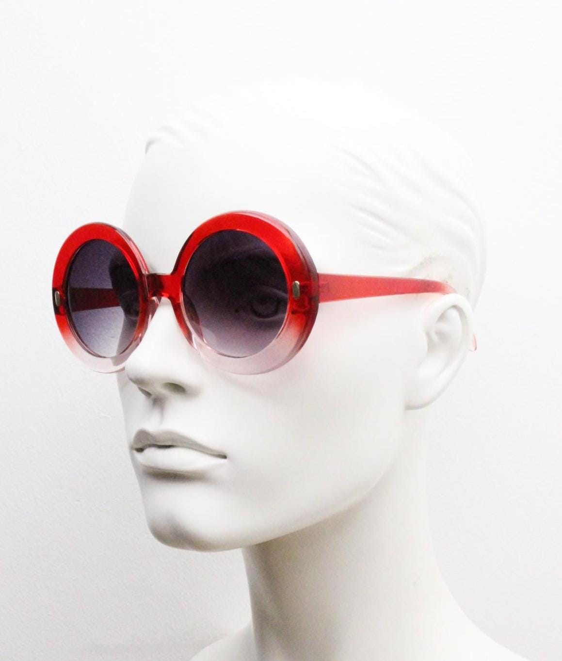 Y2k vintage oversized round sunglasses. Women's big 60s mod design transparent red to clear ombre frame with smoky black lenses. Unused BNWT