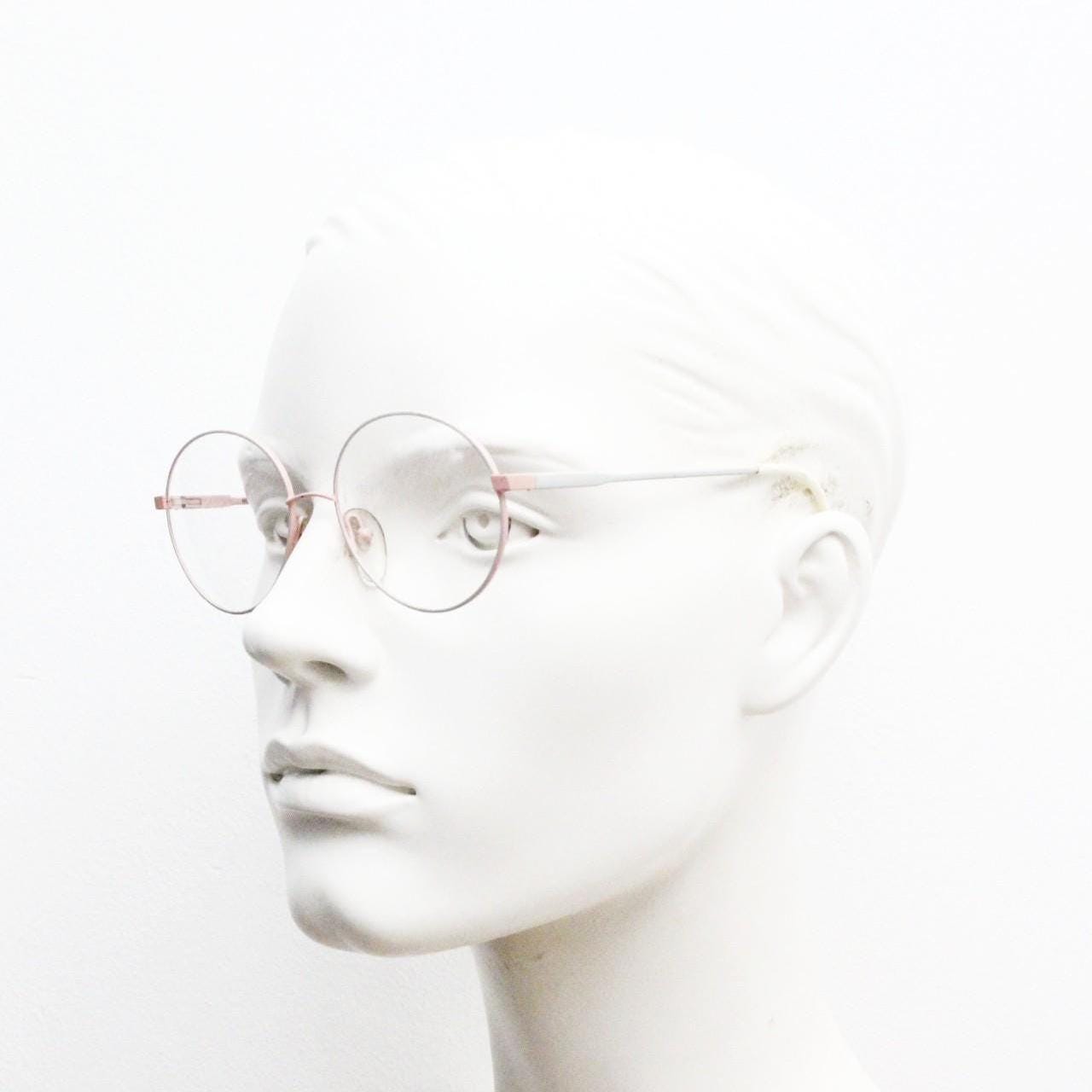 80s vintage round panto metal eye glasses made in Italy. Pink and white optical frame fashion grail. Prescription eyeglasses. RX spectacles