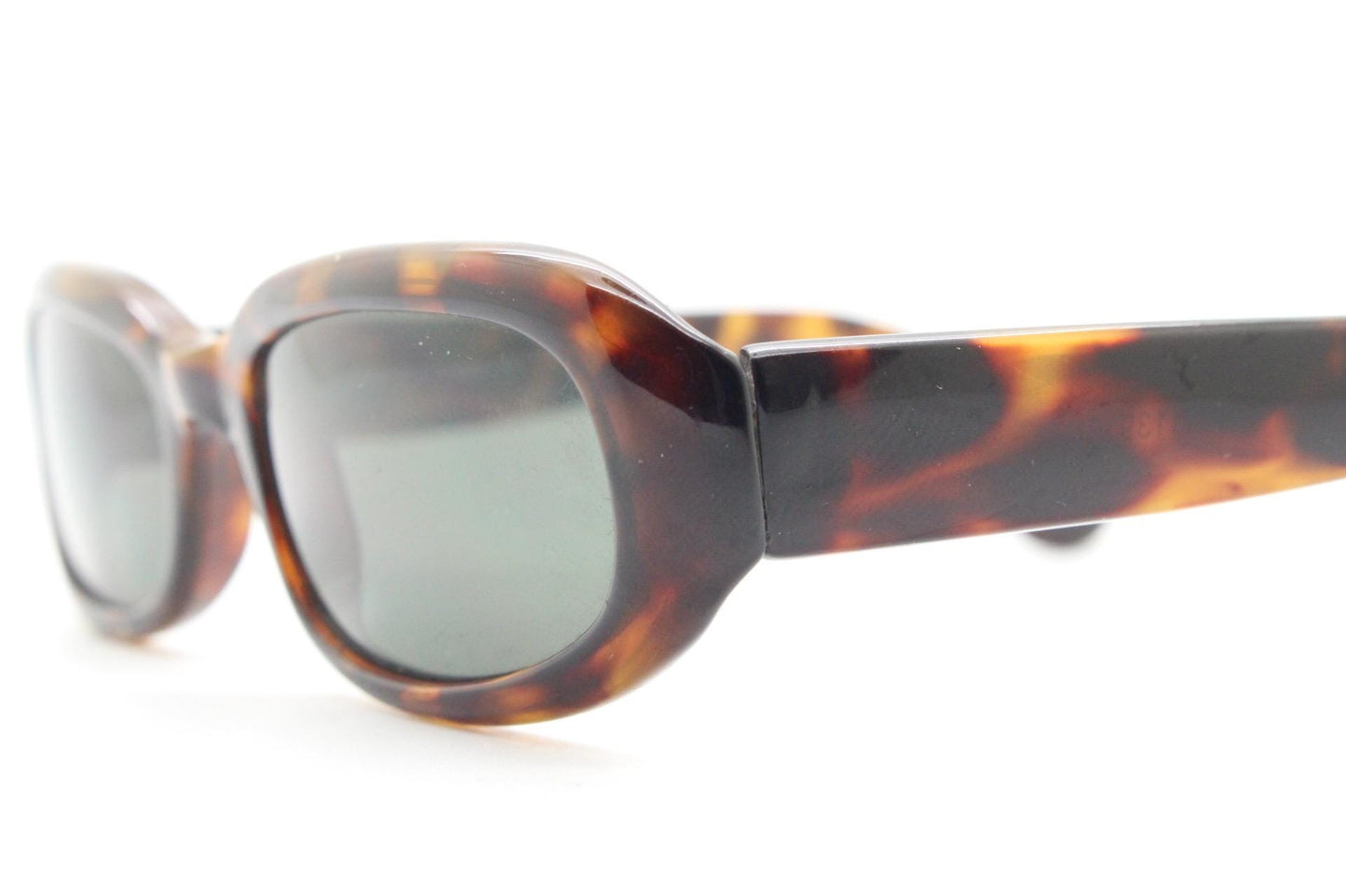 90s vintage chunky rectangular sunglasses. Minimal simple design low profile dark tortoise frame with green lenses. BNWT Unused NOS