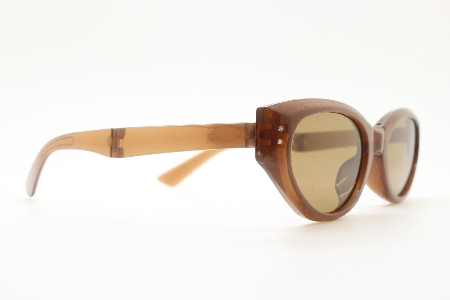 Vintage foldable cat eye sunglasses. Transparent brown folding compact cateye frame. Neat and clever folder design. Y2K NOS