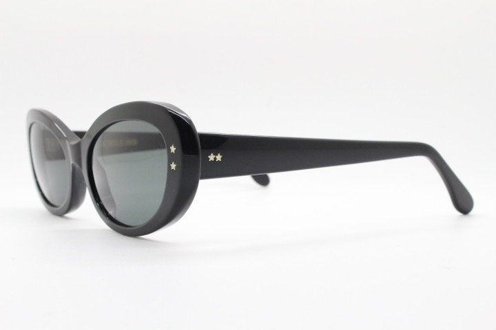 Cutler and Gross London vintage oval cateye sunglasses. Womens chunky plain black gloss acetate cat eye. NOS Y2K