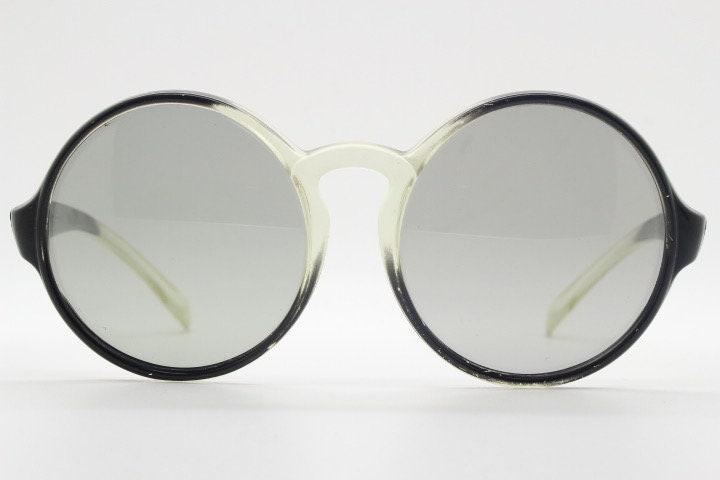 Mary Quant 60s vintage oversized round sunglasses. Definitive swinging London design. Black and crystal frame with light tone grey lenses
