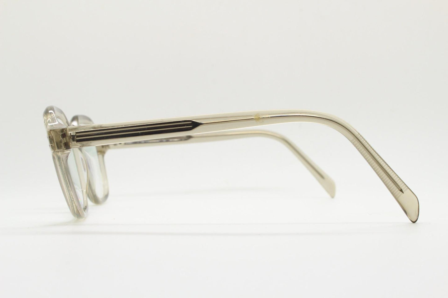 Square chunky eye glasses in high quality transparent grey gloss acetate. Optical frames. Prescription eyeglasses. Vintage. RX spectacles