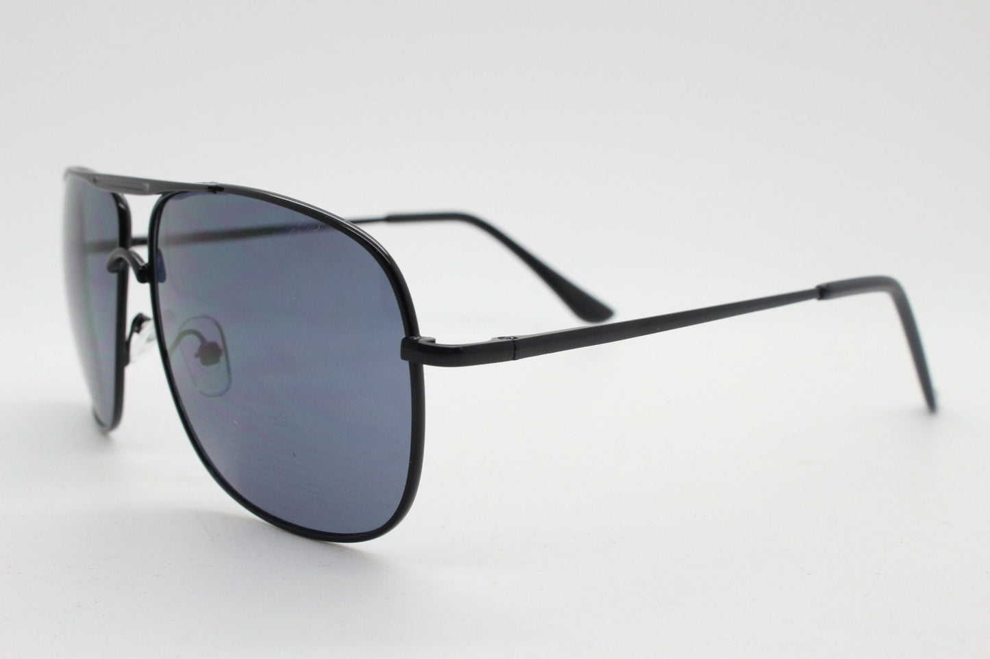 Y2K vintage square aviator sunglasses. Black gloss metal frame 70s design aviators. Teardrop, 2000s. Unused