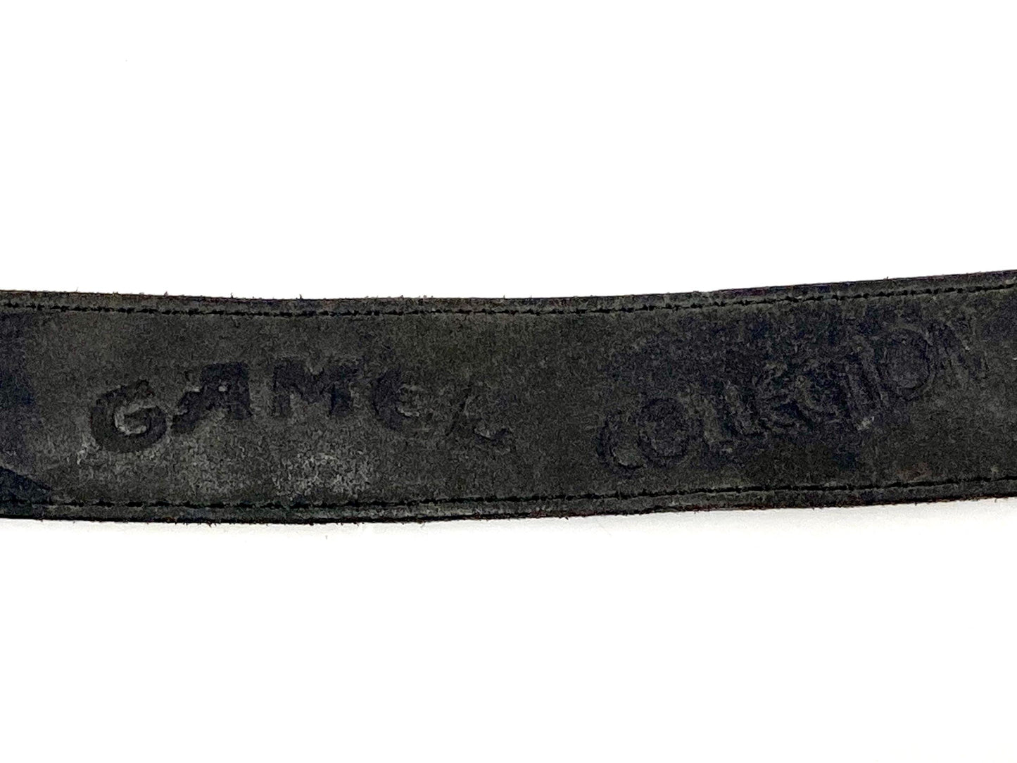 70s vintage black thick genuine leather belt with silver buckle by Camel. Subtle embossed patterns and big logo. For jeans and trousers