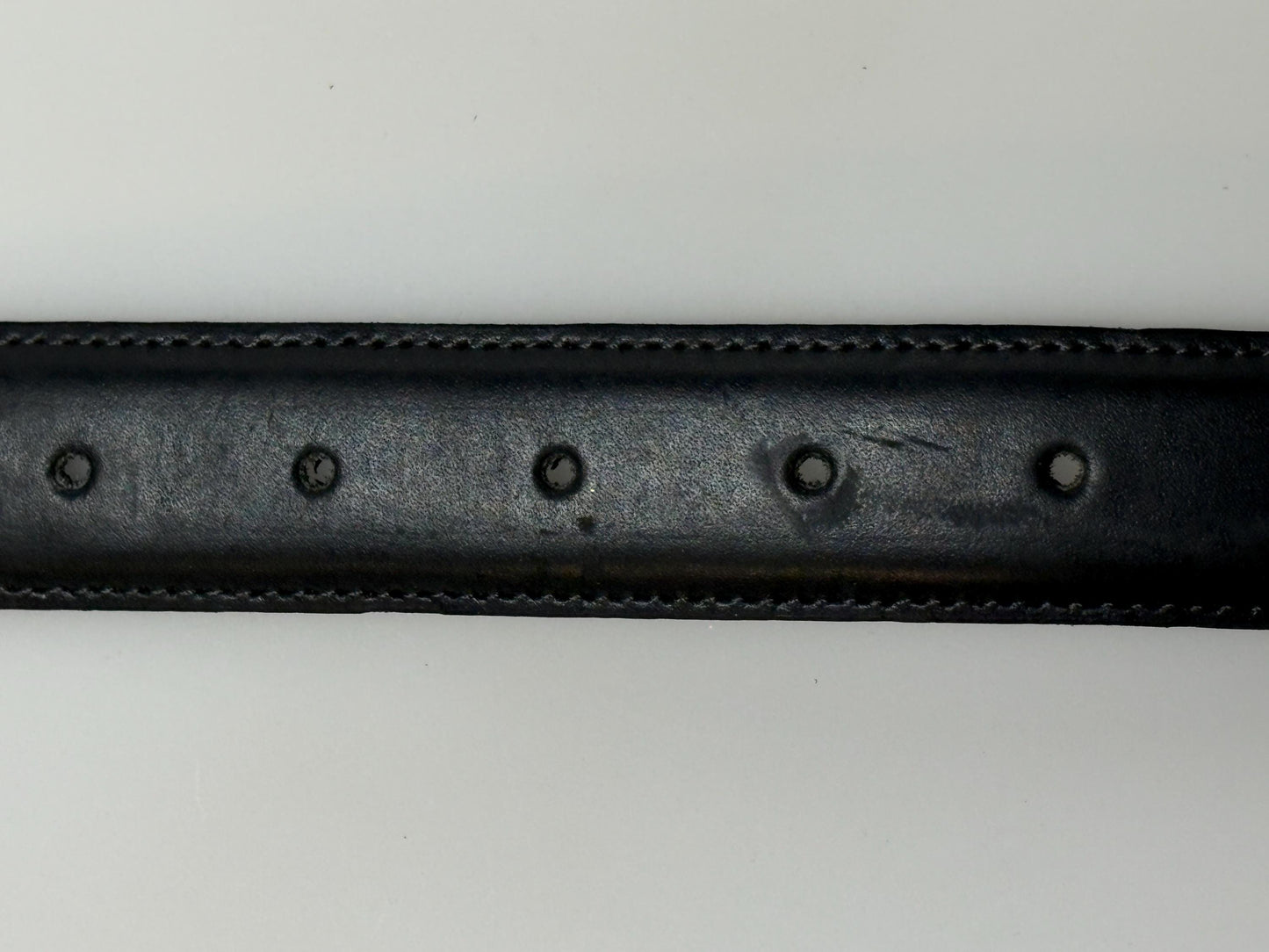 90s vintage smart trouser / jeans belt in grey genuine leather with solid shiny chrome buckle. Made in France. NOS