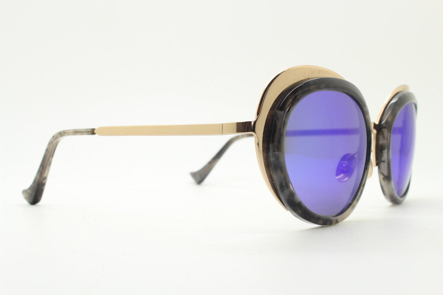 Cutler and Gross London big round cateye sunglasses model 1136. Womens tortoise acetate cat eye, gold frame, blue mirror lens. Y2K. Vintage