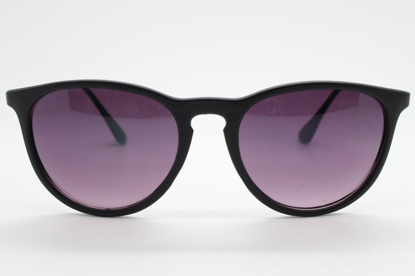 90s vintage slim glasses. Black matt rubber finish frame with satin metal arms and keyhole bridge. BNWT