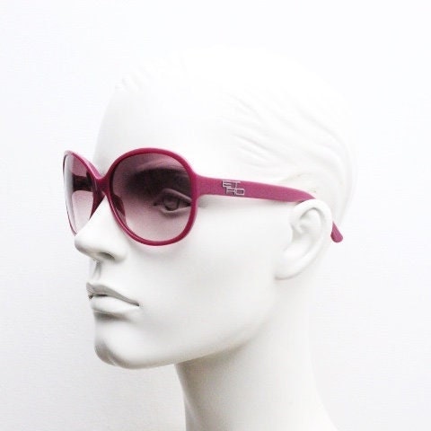 Etro Y2K vintage oversized sunglasses made in Italy. Womens big deep pink acetate frame with sensational mulberry lenses.  2000s
