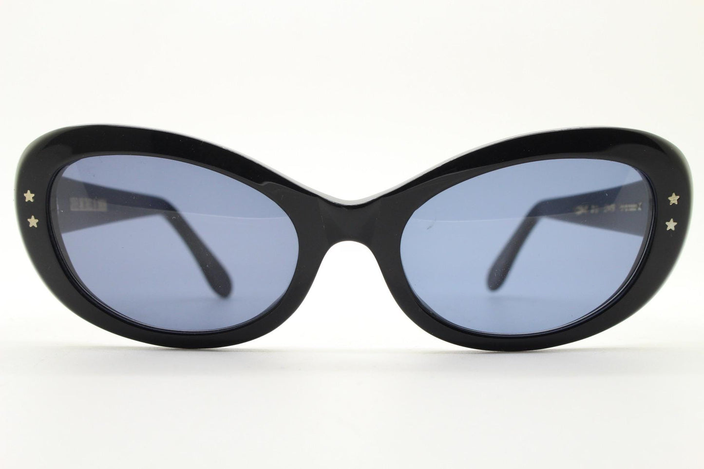 Cutler and Gross London vintage oval cateye sunglasses. Womens chunky plain black gloss hand made acetate cat eye. NOS Y2K vintage