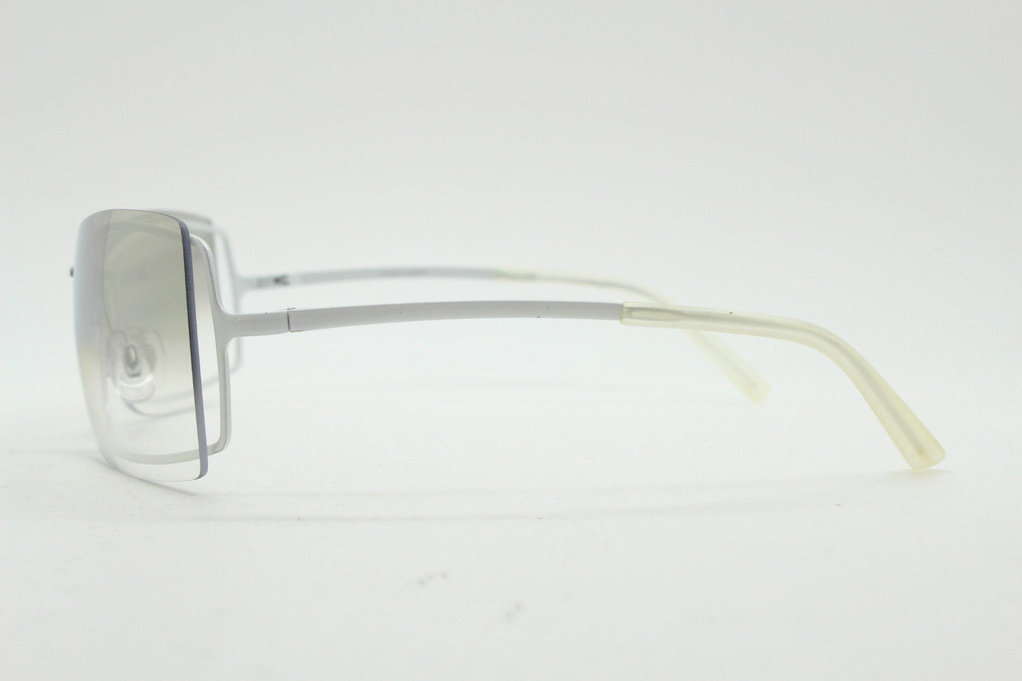 Y2K vintage visor sunglasses. Frameless 2000's wraparound mini mask shield design with graduating mirror glazed mono lens. BNWT. 00's. 90S