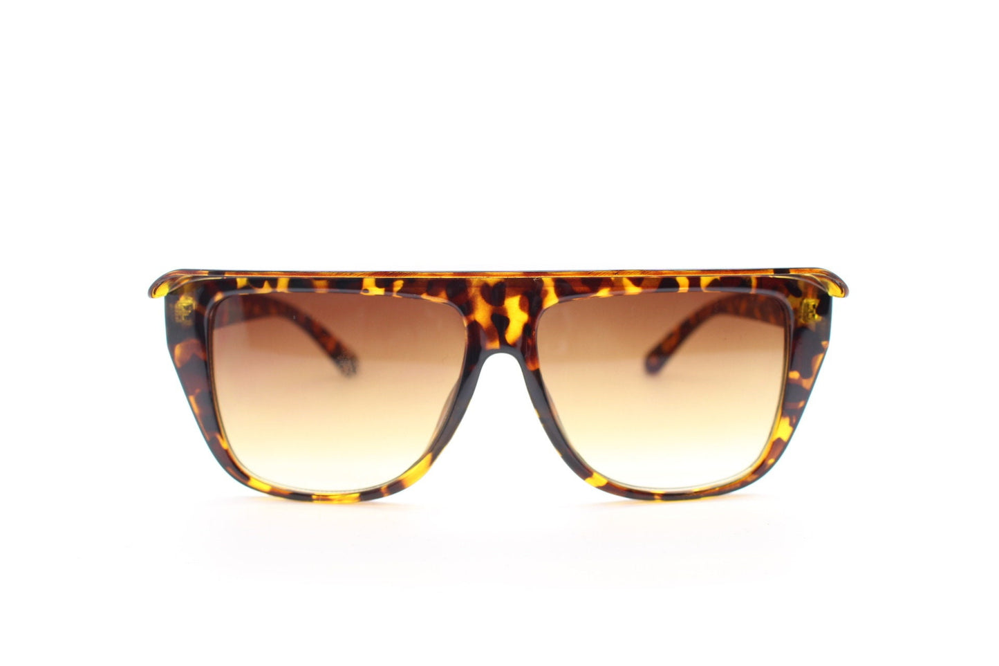 Y2K vintage visor sunglasses. Flat top brow with unusual peak in a tortoise frame with graduating brown lenses. 2000s BNWT