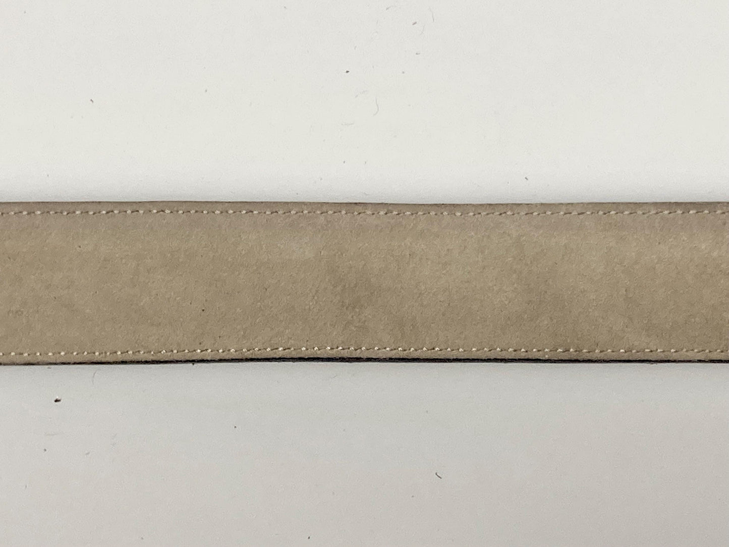 Iceberg 90s vintage womens belt in black genuine all leather with smart covered buckle. For dress or trousers. Made in Italy. BNWT. NOS