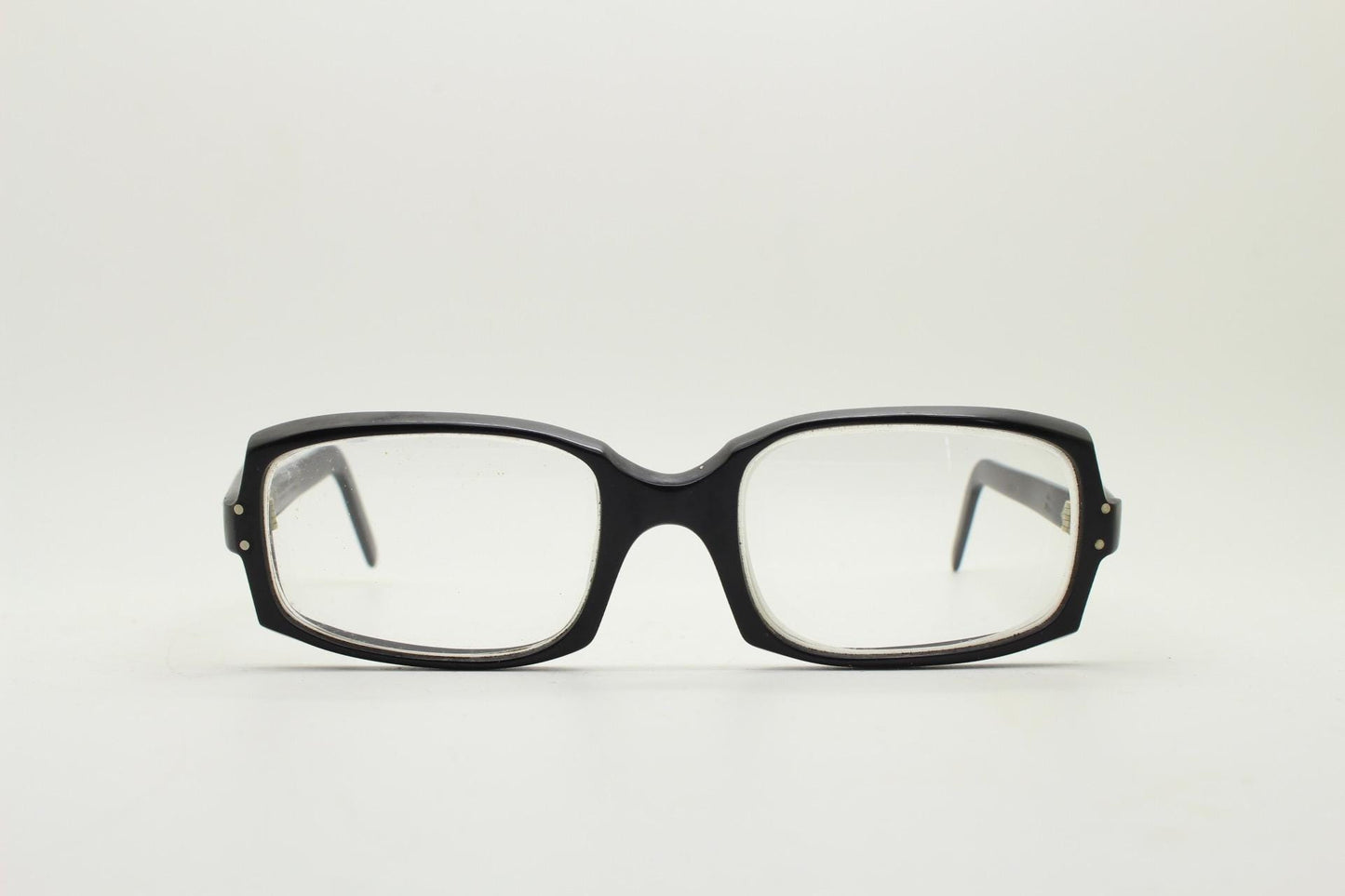 Oliver Goldsmith 60s vintage rectangular eye glasses model 94009. Black acetate optical frames. Prescription eyeglasses. RX spectacles
