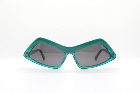 Stella Mc Cartney vintage abstract diamond sunglasses. Blockbuster fashion grail in transparent green acetate with dark lenses. NOS