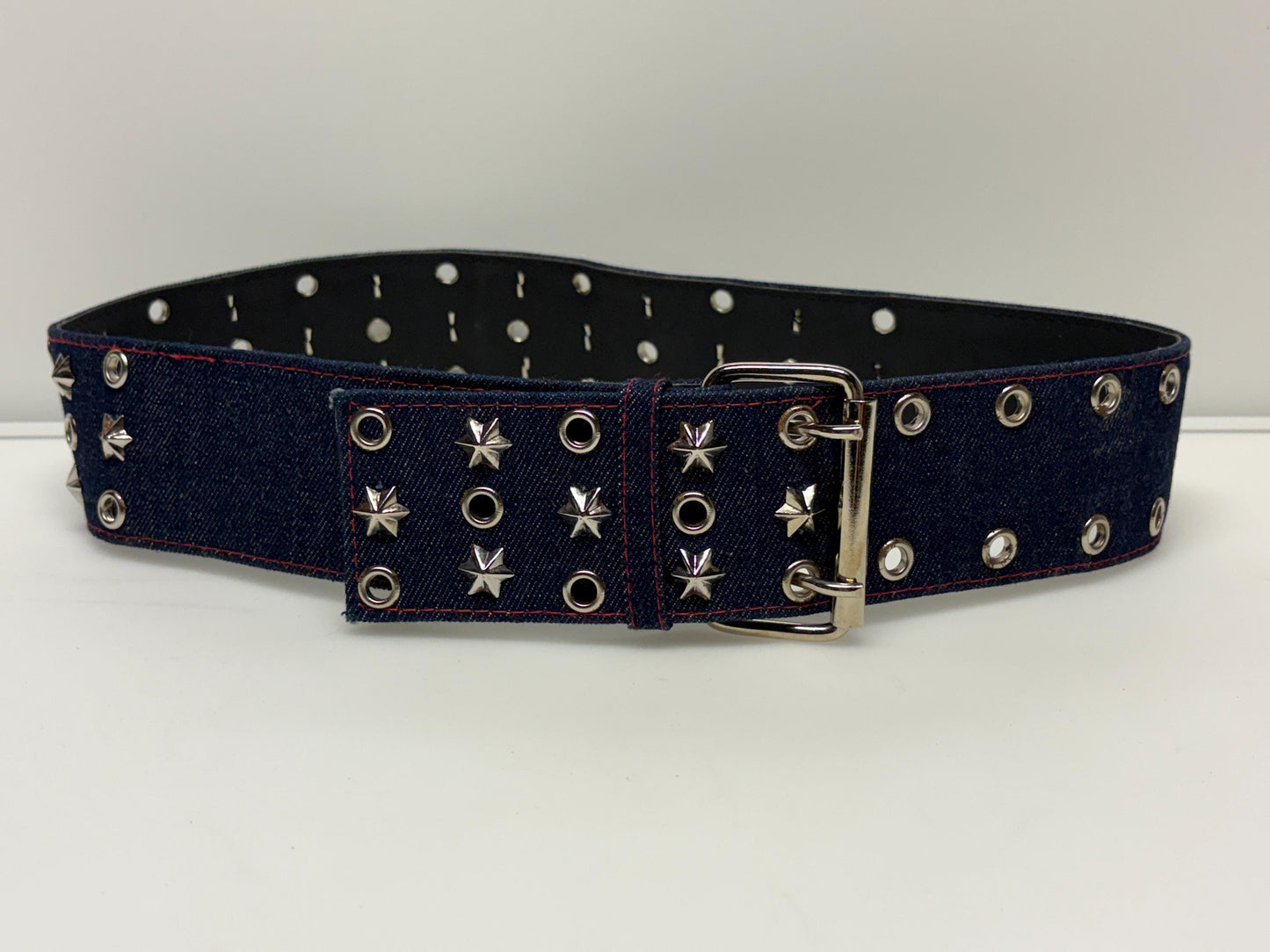 Y2k vintage tall blue denim belt with metal buckle and 3 rows of cool conical star studs and loops. Statement feature piece. 2000s NOS