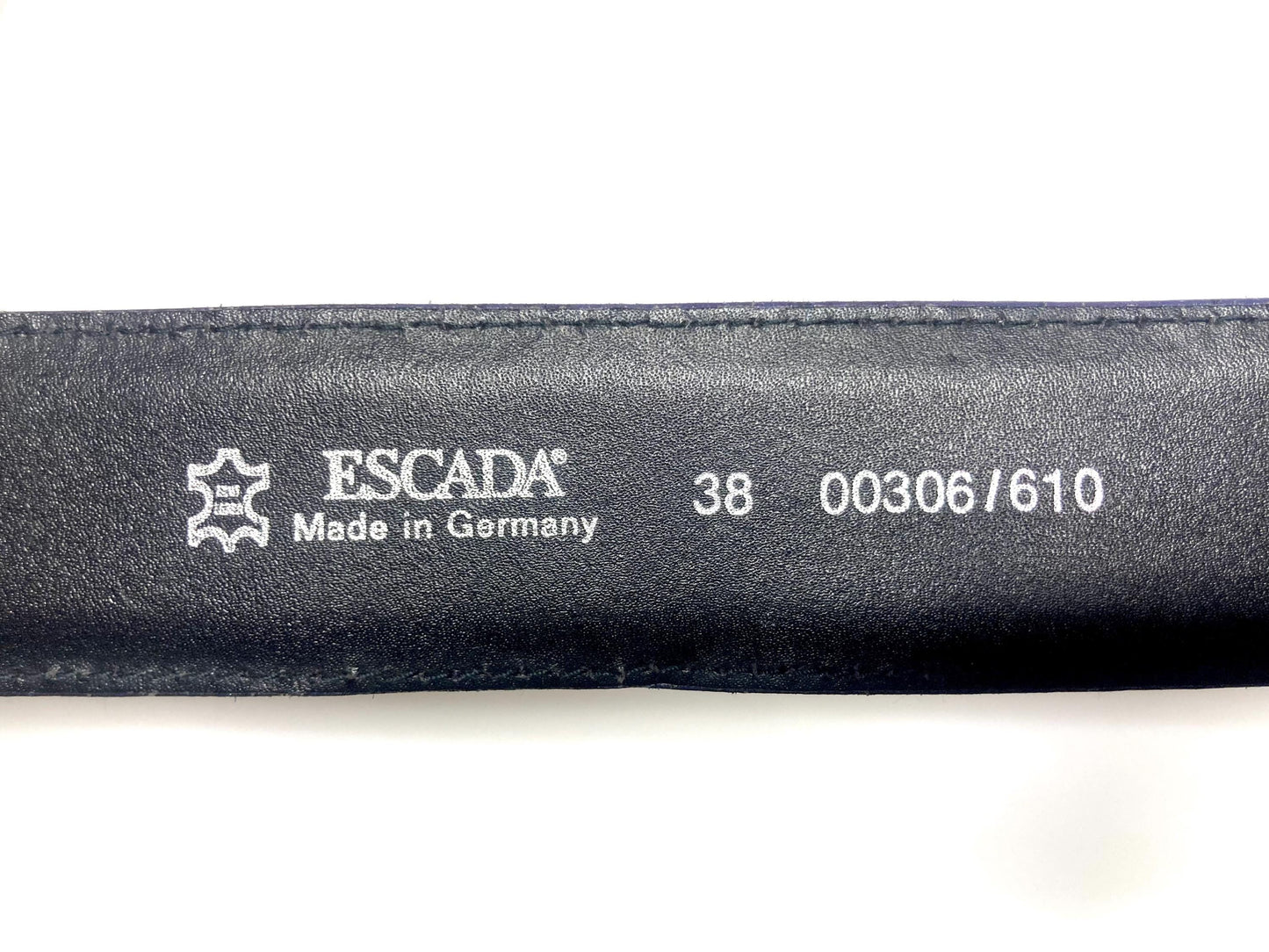 Escada 80s vintage womens dress belt in purple real leather with substantial metal buckle. Made in Italy. Used in good condition