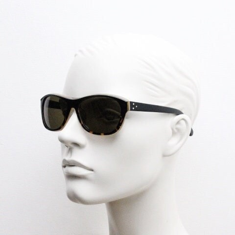 Linda Farrow Luxe sunglasses made in Japan. Blended black and tortoise layered acetate. Gallery Projects Vintage. NOS
