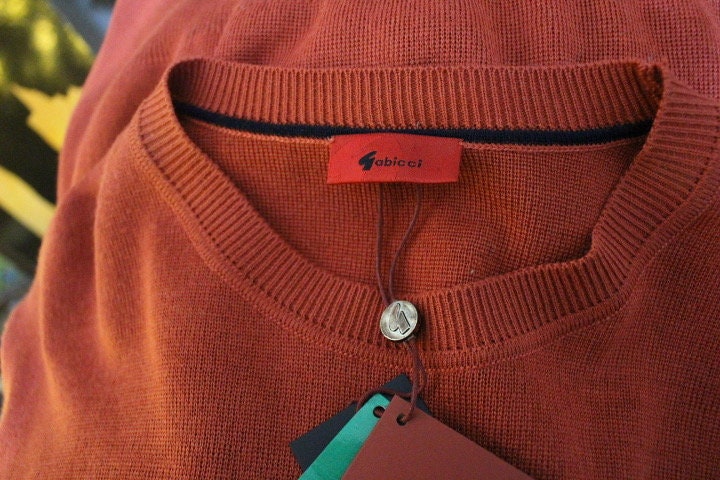 Gabicci vintage plain knit jumper. Mens orange round neck wool sweater. BNWT. Unused NOS pullover. Clearance item - rrp 80 GBP